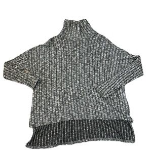 Size medium American Eagle grey turtleneck lightweight sweater